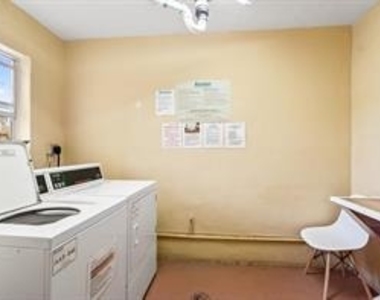 6091 Nw 61st Avenue - Photo Thumbnail 24