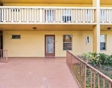 6091 Nw 61st Avenue - Photo Thumbnail 3