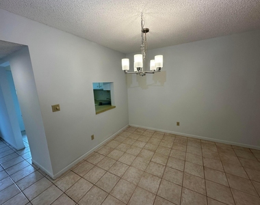 6091 Nw 61st Avenue - Photo Thumbnail 13