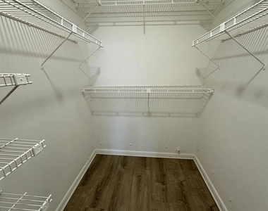 6091 Nw 61st Avenue - Photo Thumbnail 18