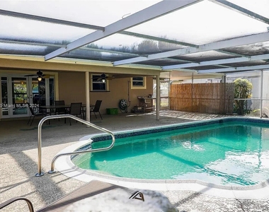 4205 Mckinley Street - Photo Thumbnail 24