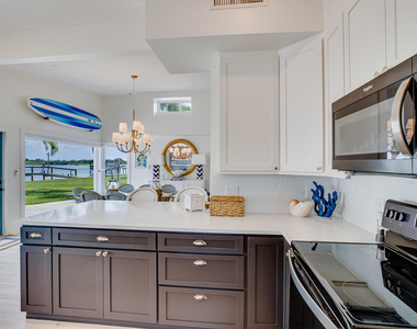 1604 Seaway Drive - Photo Thumbnail 19