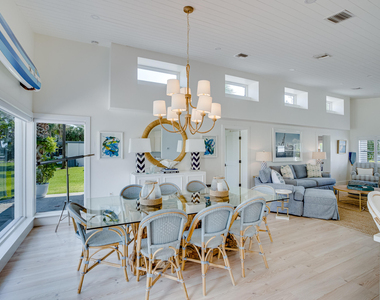 1604 Seaway Drive - Photo Thumbnail 12