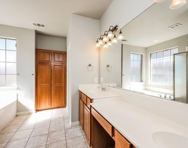 2541 Indian Hills Drive - Photo Thumbnail 11