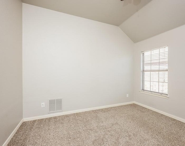 2541 Indian Hills Drive - Photo Thumbnail 14