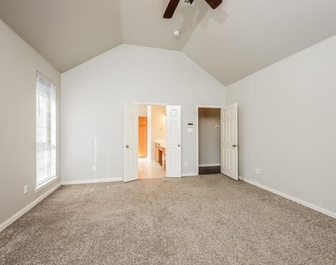 2541 Indian Hills Drive - Photo Thumbnail 10