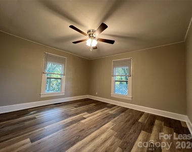 904 W 6th Avenue - Photo Thumbnail 5
