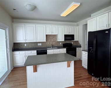 7549 Bluff Point Lane - Photo Thumbnail 1