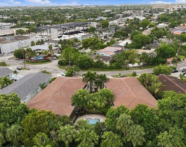2110 Ne 39th Street - Photo Thumbnail 25