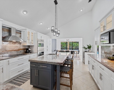 12638 Quercus Lane - Photo Thumbnail 9