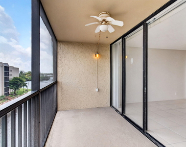 12 Royal Palm Way - Photo Thumbnail 20