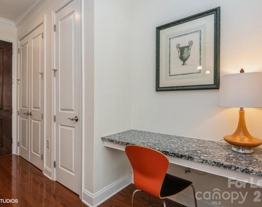 230 S Tryon Street - Photo Thumbnail 10