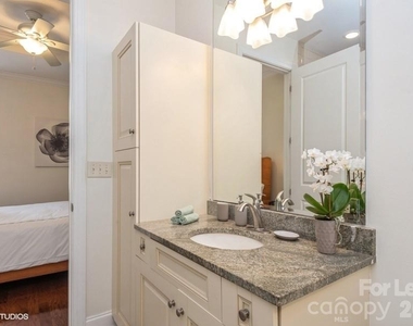 230 S Tryon Street - Photo Thumbnail 31