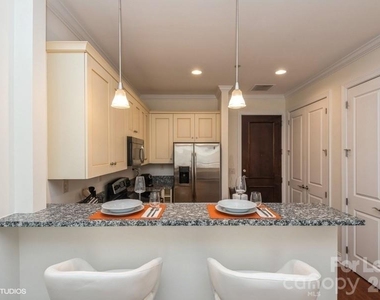 230 S Tryon Street - Photo Thumbnail 9