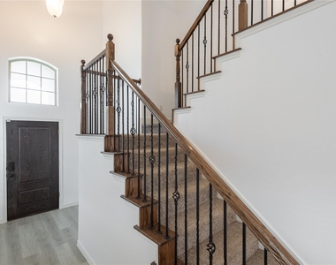 1816 Ferguson Lane - Photo Thumbnail 27