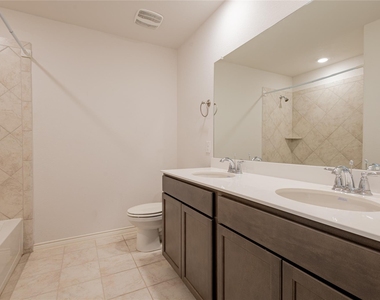 1816 Ferguson Lane - Photo Thumbnail 23