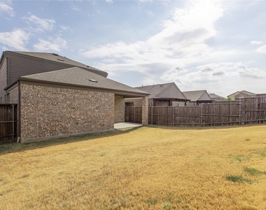 1816 Ferguson Lane - Photo Thumbnail 32