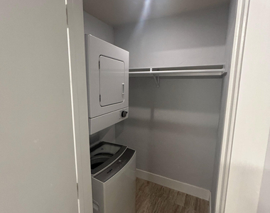 820 N Victoria Park Road - Photo Thumbnail 6