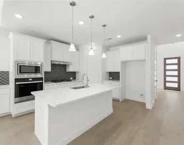 1713 Horizon Way - Photo Thumbnail 6