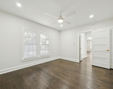 3210 N Haskell Avenue - Photo Thumbnail 13