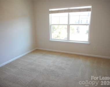 5522 Harris Cove Drive - Photo Thumbnail 22