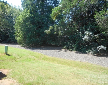 5522 Harris Cove Drive - Photo Thumbnail 7