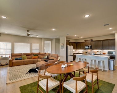 5612 Summit Creek Road - Photo Thumbnail 2