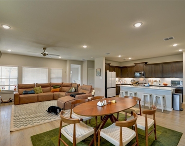 5612 Summit Creek Road - Photo Thumbnail 17
