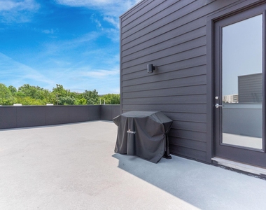 3432 Red Moon Way - Photo Thumbnail 16