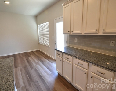 206 Culpepper Creek Way - Photo Thumbnail 12