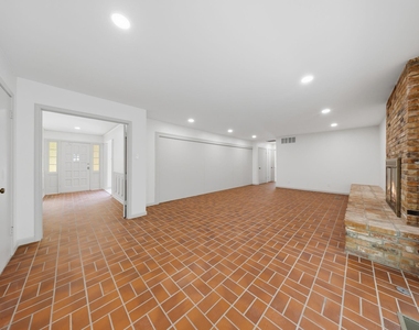 3431 Kiesthill Drive - Photo Thumbnail 15