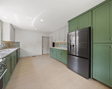 3431 Kiesthill Drive - Photo Thumbnail 8
