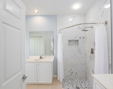 1864 S Dovetail Drive - Photo Thumbnail 26