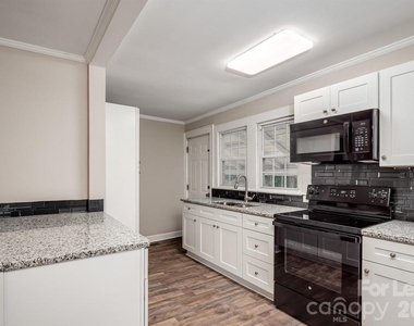 721 Broad Street - Photo Thumbnail 3