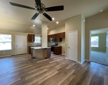 721 Hillburn - Photo Thumbnail 3