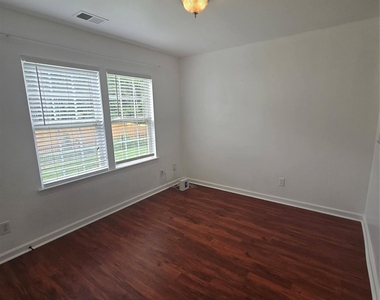 8815 Korniv Drive - Photo Thumbnail 18