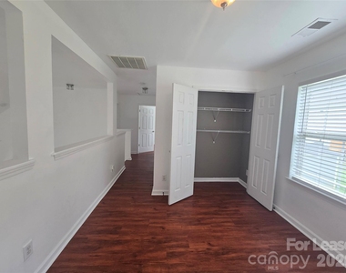 8815 Korniv Drive - Photo Thumbnail 13