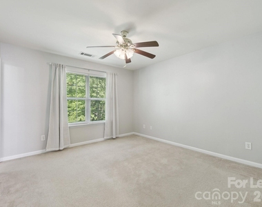 124 Clydesdale Court - Photo Thumbnail 17