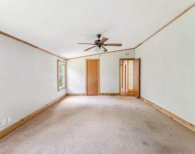 1818 County Road 211 - Photo Thumbnail 7