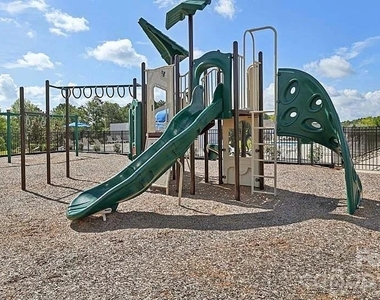 2869 Atwater Pond Circle - Photo Thumbnail 38
