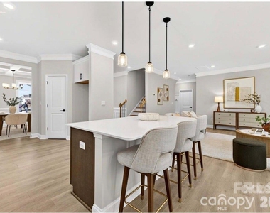 2869 Atwater Pond Circle - Photo Thumbnail 7