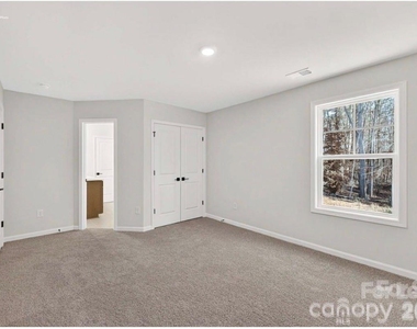 2869 Atwater Pond Circle - Photo Thumbnail 30