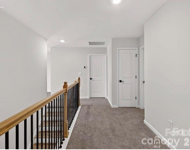 2869 Atwater Pond Circle - Photo Thumbnail 20