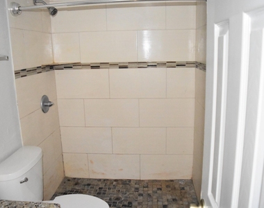 3121 Park Lane - Photo Thumbnail 5