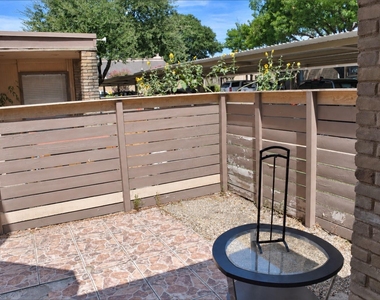 3121 Park Lane - Photo Thumbnail 16