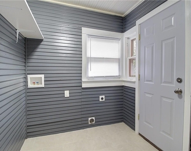 2703 Galvez Avenue - Photo Thumbnail 8