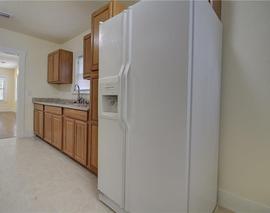 2703 Galvez Avenue - Photo Thumbnail 7