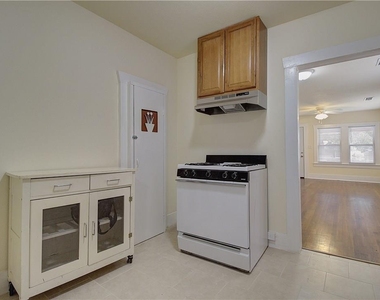 2703 Galvez Avenue - Photo Thumbnail 6
