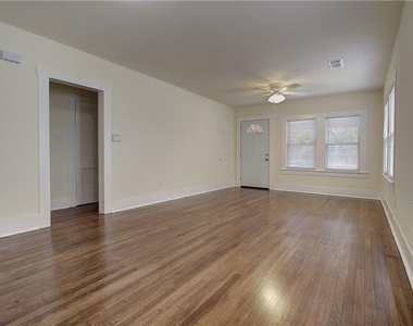 2703 Galvez Avenue - Photo Thumbnail 3