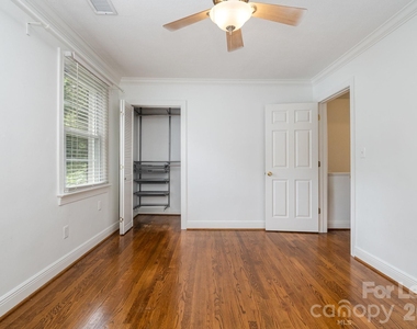 564 Wakefield Drive - Photo Thumbnail 8